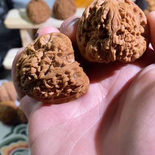 文玩核桃把件43尺南疆石