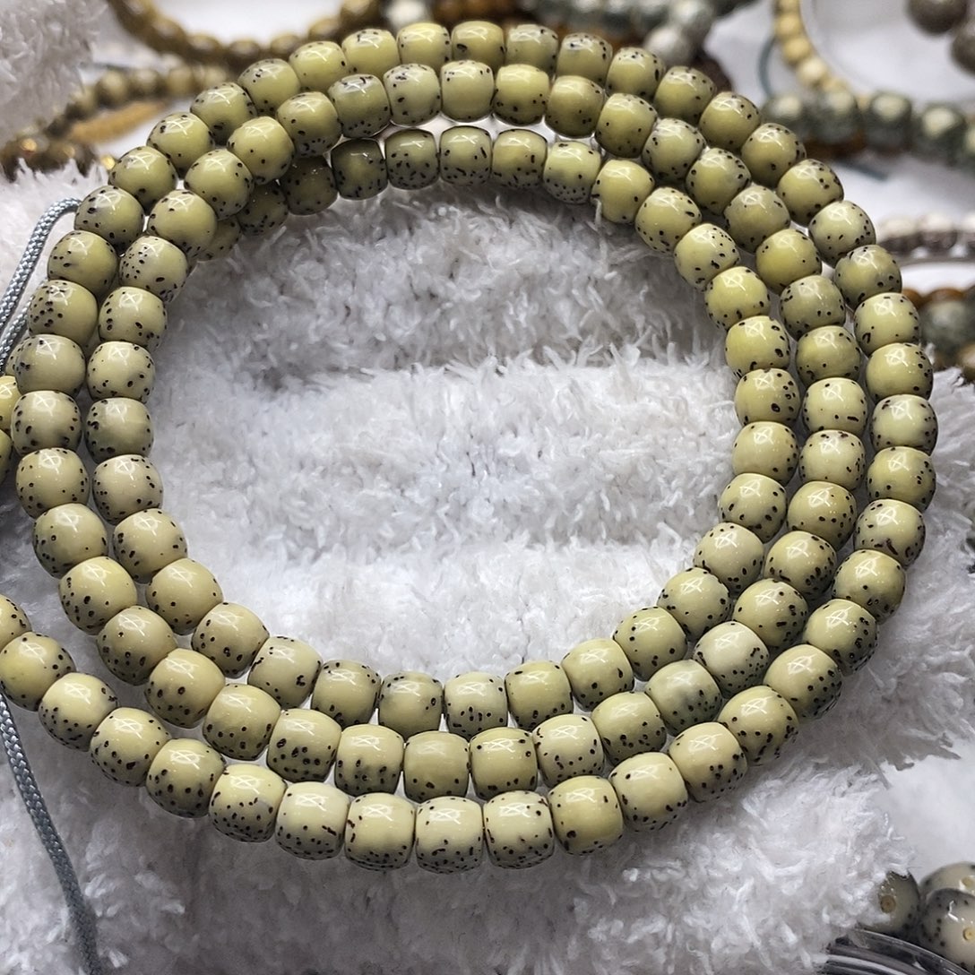 星月菩提吊坠海南原生态星月菩提