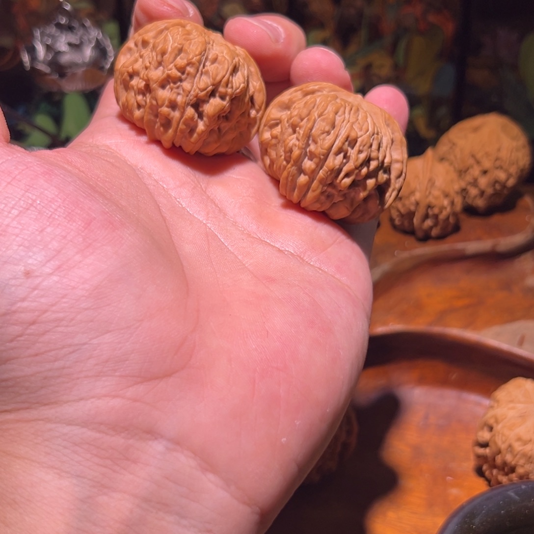 文玩核桃吊坠40全品汉高楼，包汉高产地，包售后走色