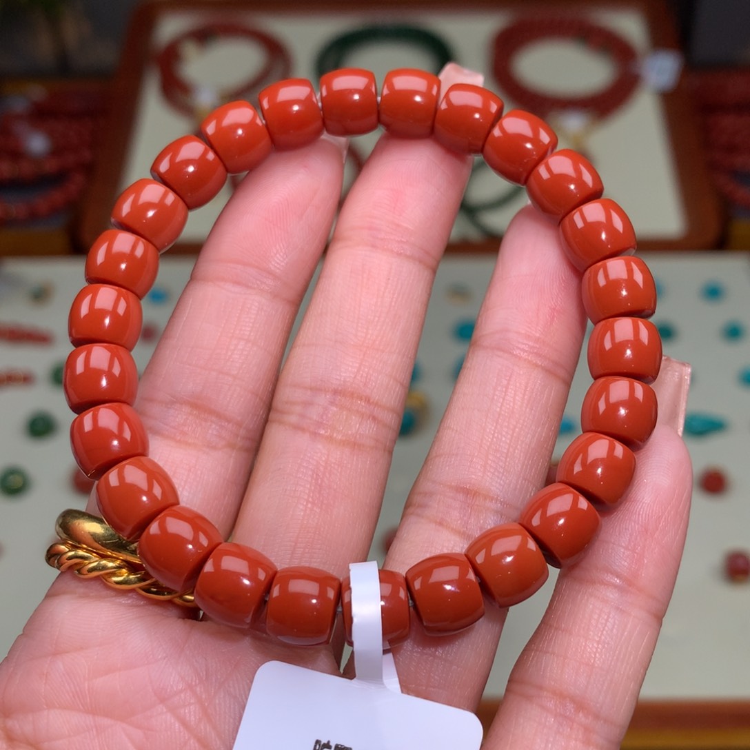 南红玛瑙颈饰未镶嵌