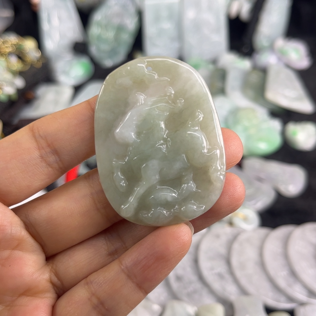 翡翠未镶嵌吊坠(不含链)