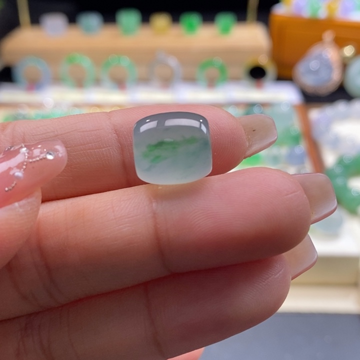 翡翠吊坠(不含链)未镶嵌翡翠冰蓝飘绿桶珠