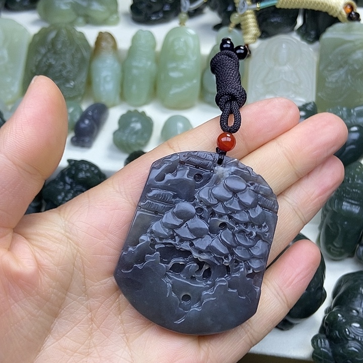 和田玉未镶嵌颈饰