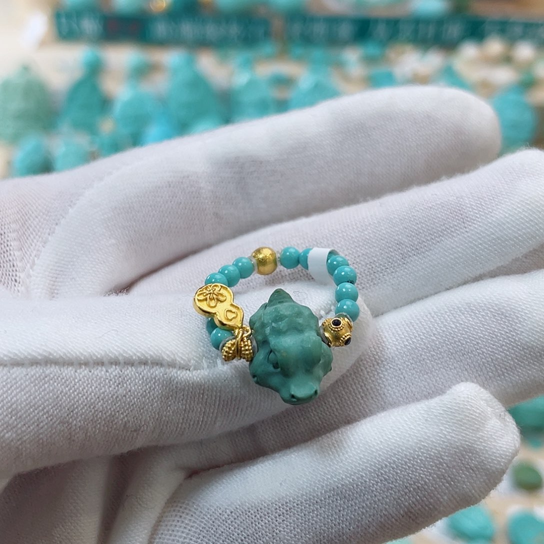 绿松石珠宝奇石18K金镶嵌