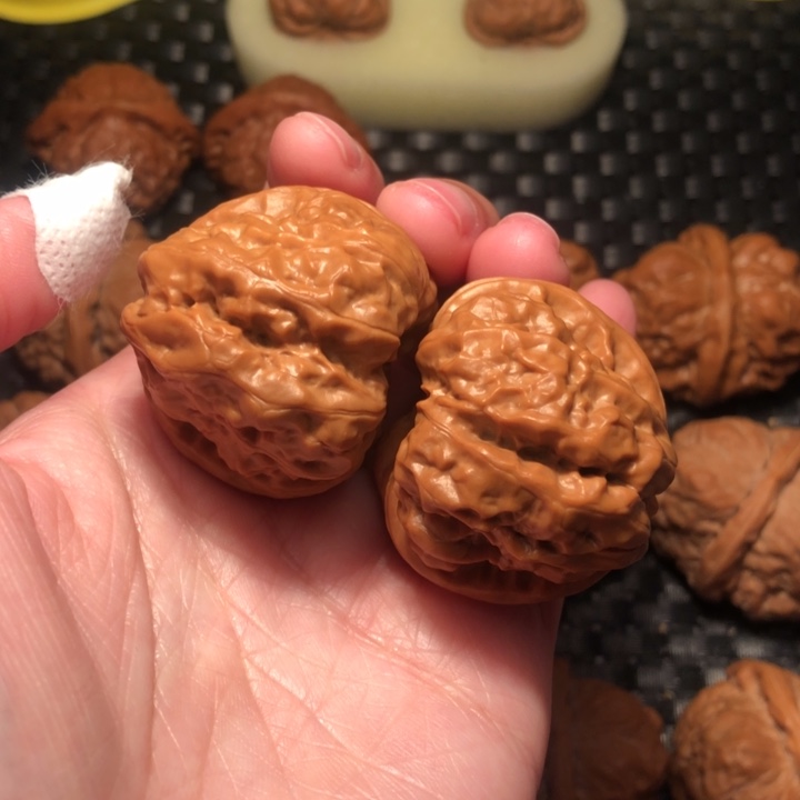 文玩核桃把件四深开