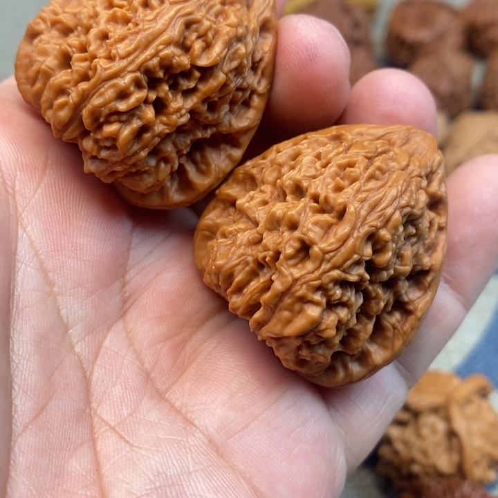 文玩核桃把件没****_核桃
