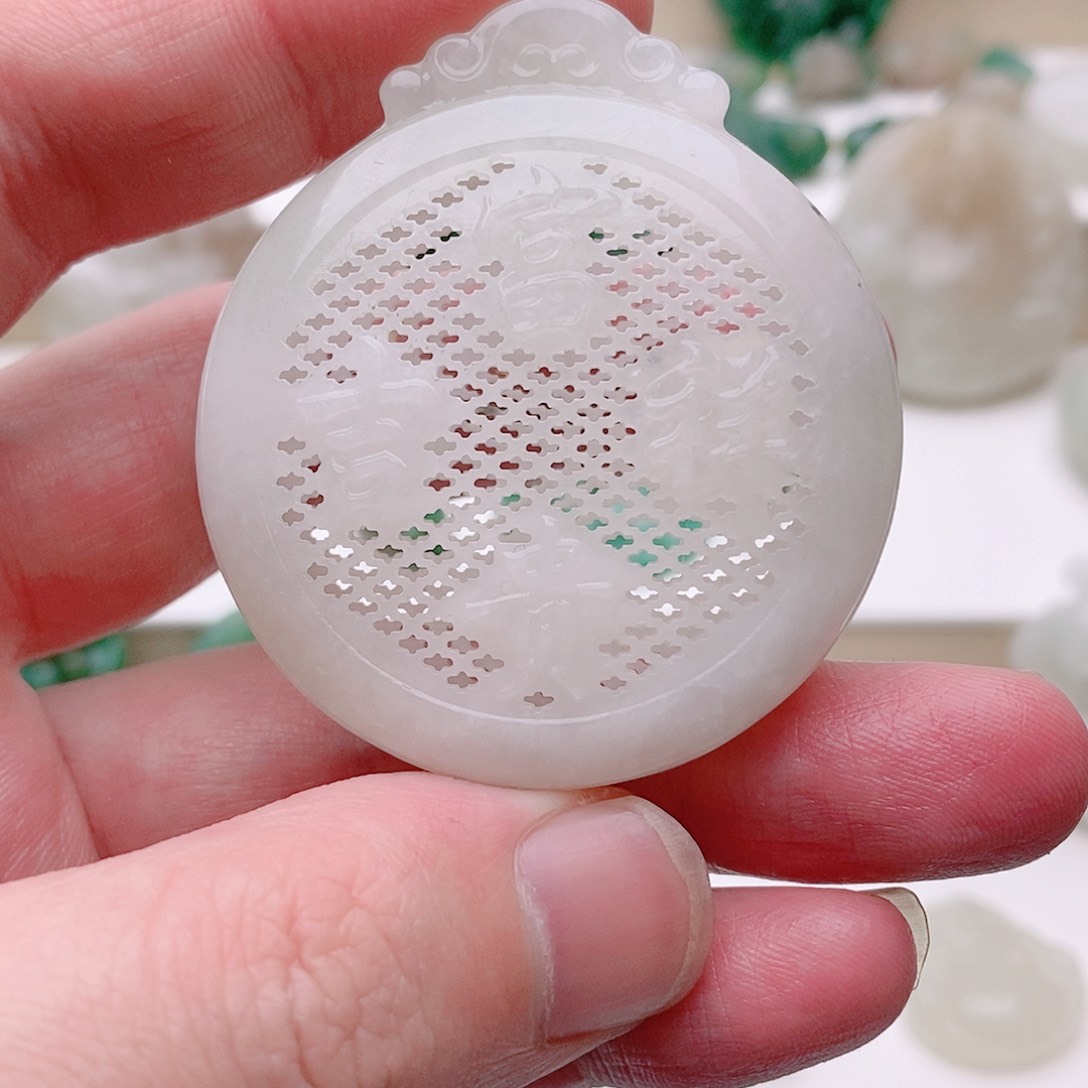 独山玉吊坠未镶嵌