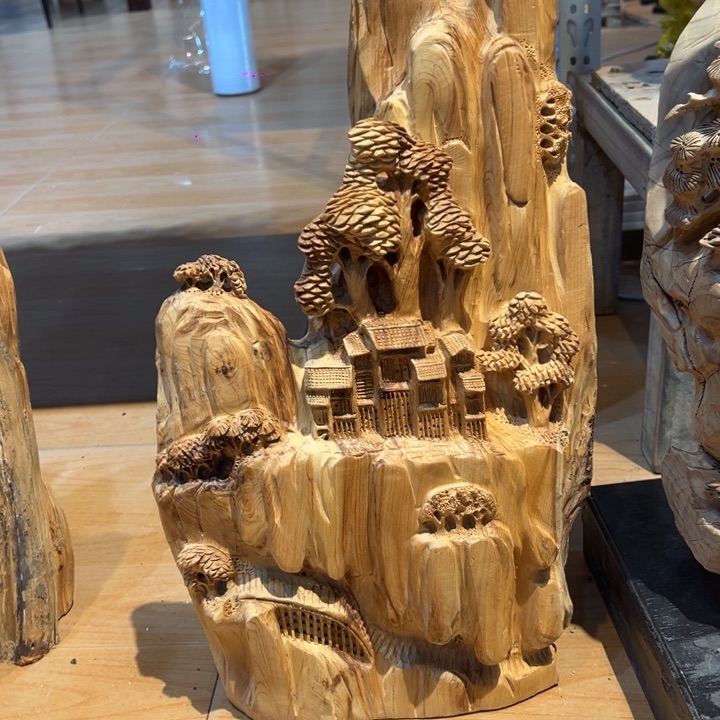 金丝楠我***糕陈化崖柏。