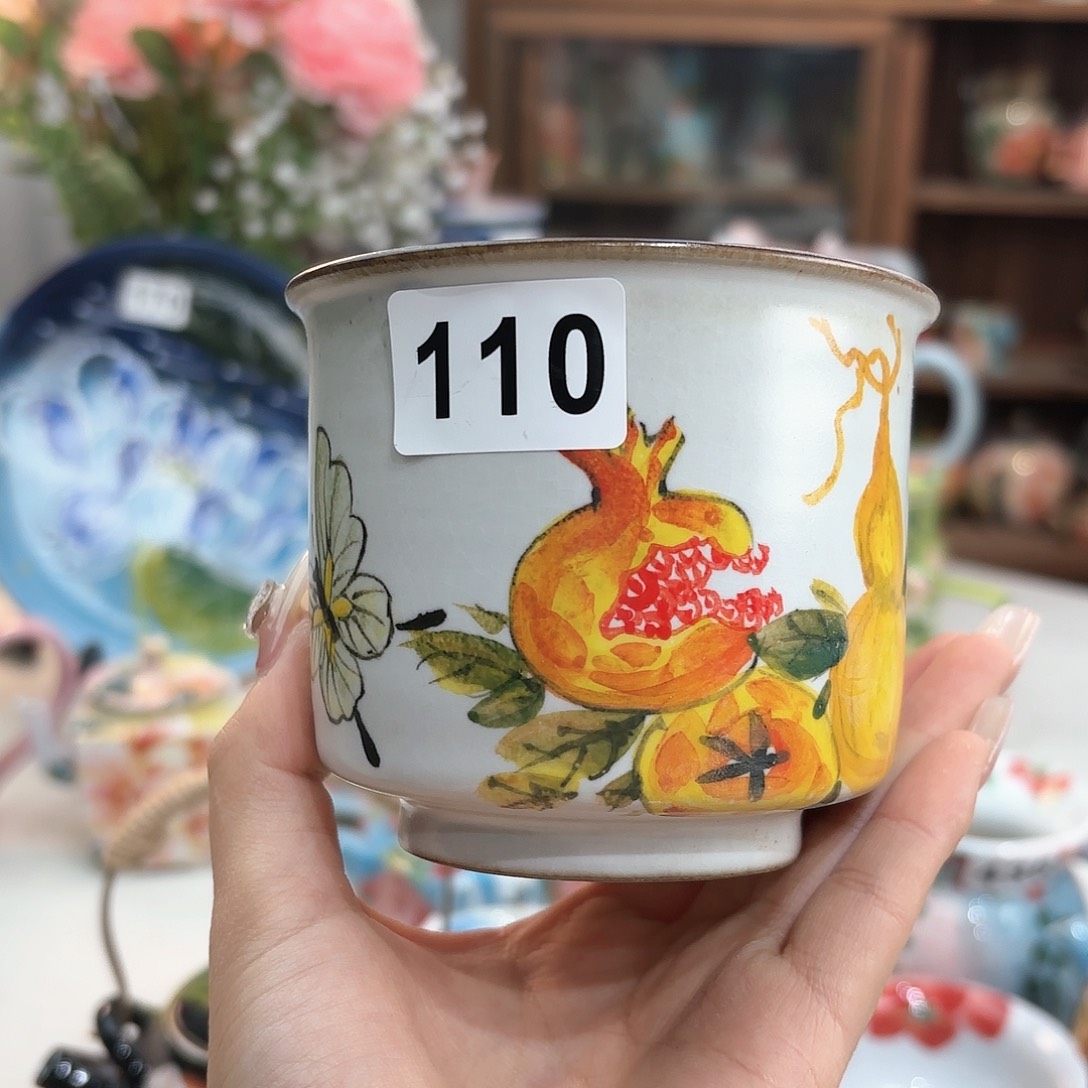 瓷片bhhggggggghhbghm