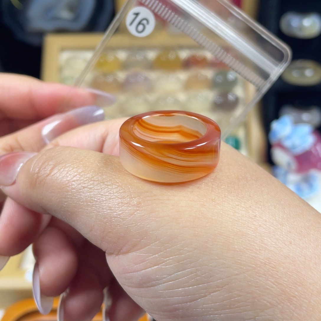 玛瑙/玉髓未镶嵌戒指16号港码22直径19.5（非质量问题.不退不换）