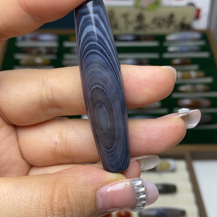 玛瑙/玉髓合金颈饰