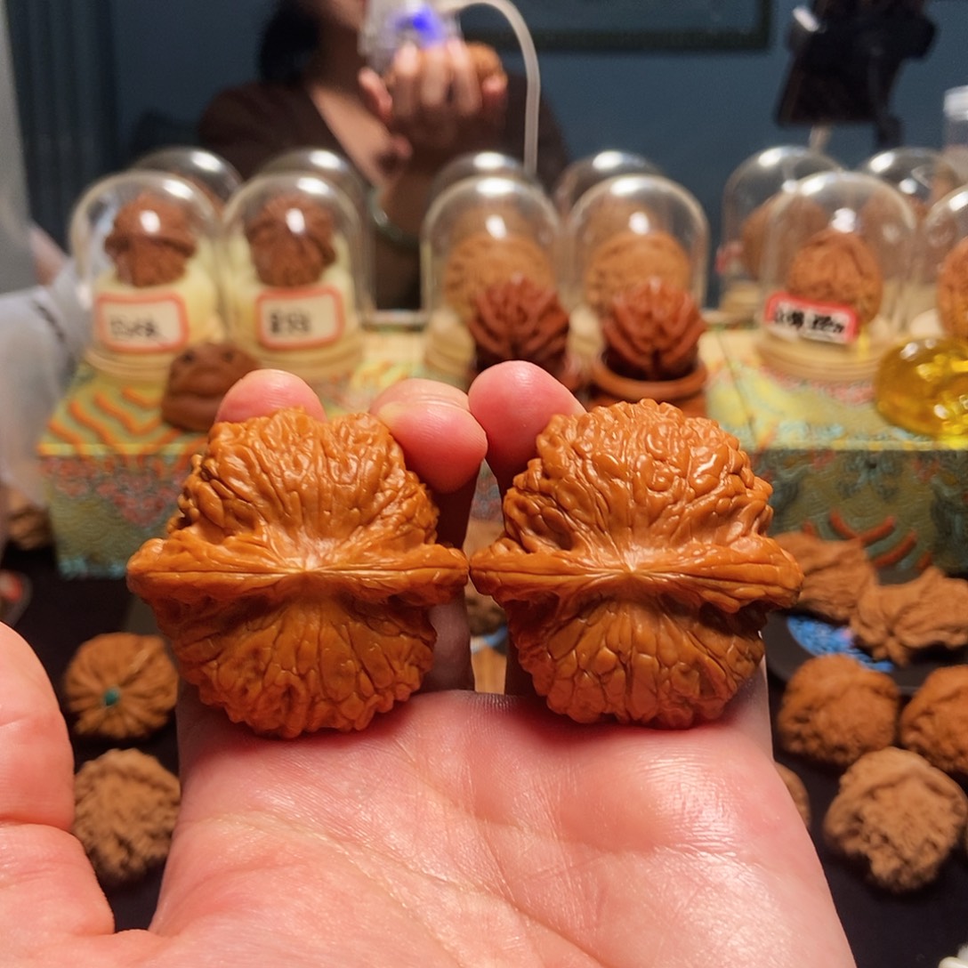 吊坠文玩核桃45血麒麟