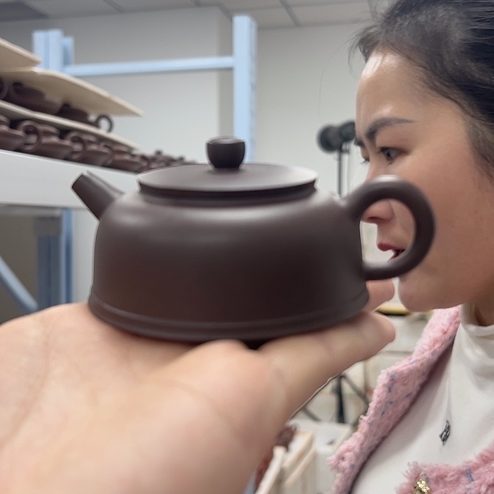 紫砂茶壶紫泥小金钟