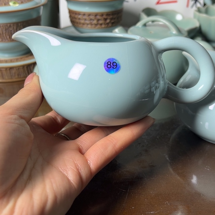 高乐哭摸摸摸摸摸摸