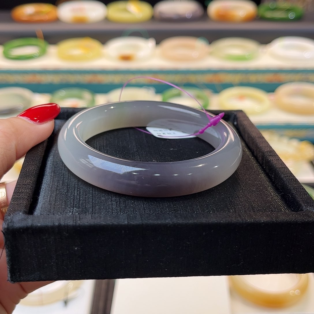 和田玉手镯未镶嵌《紫气东来》冰底紫翠三色