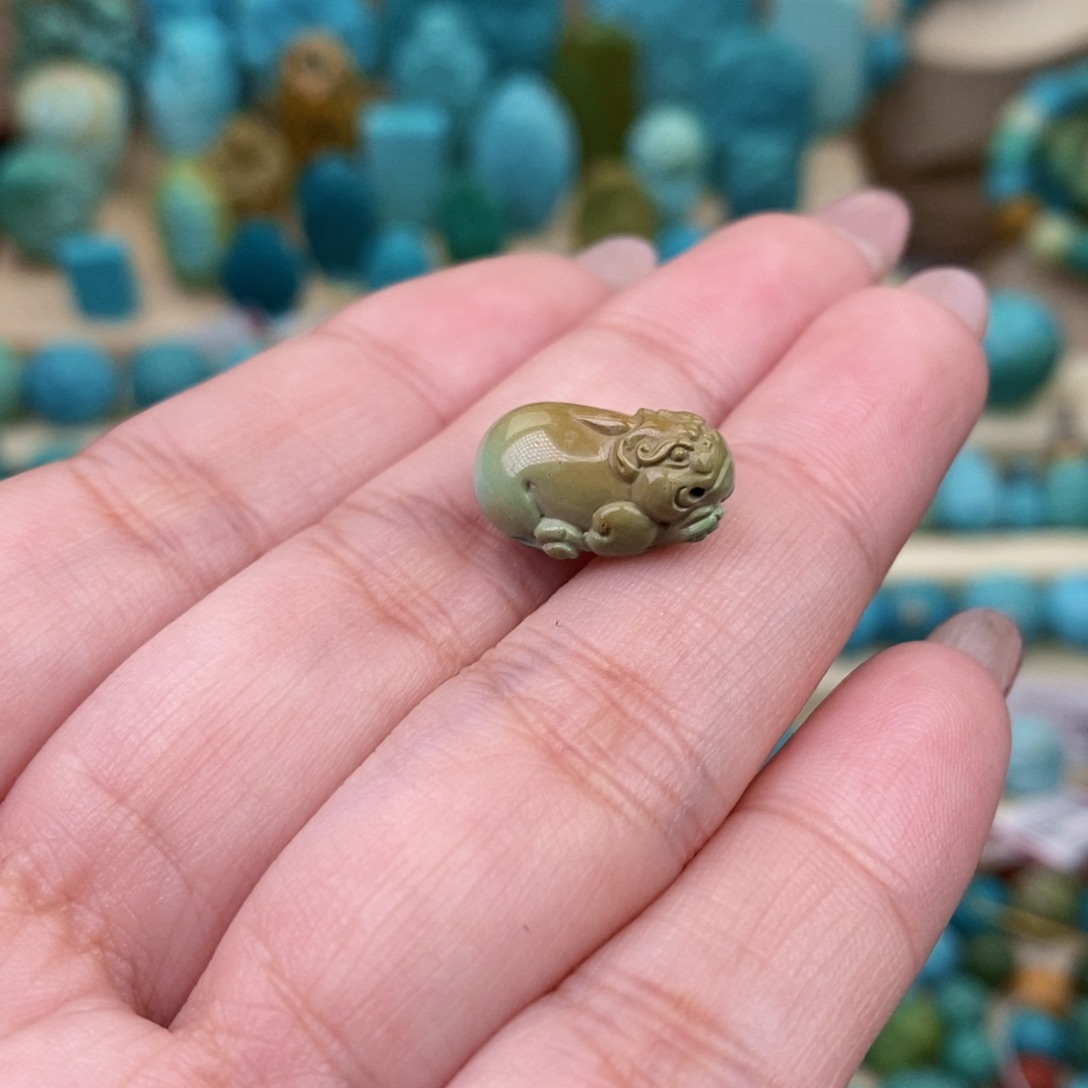 绿松石珠宝奇石未镶嵌