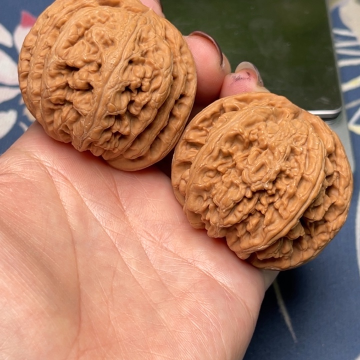 文玩核桃吊坠粗筋46