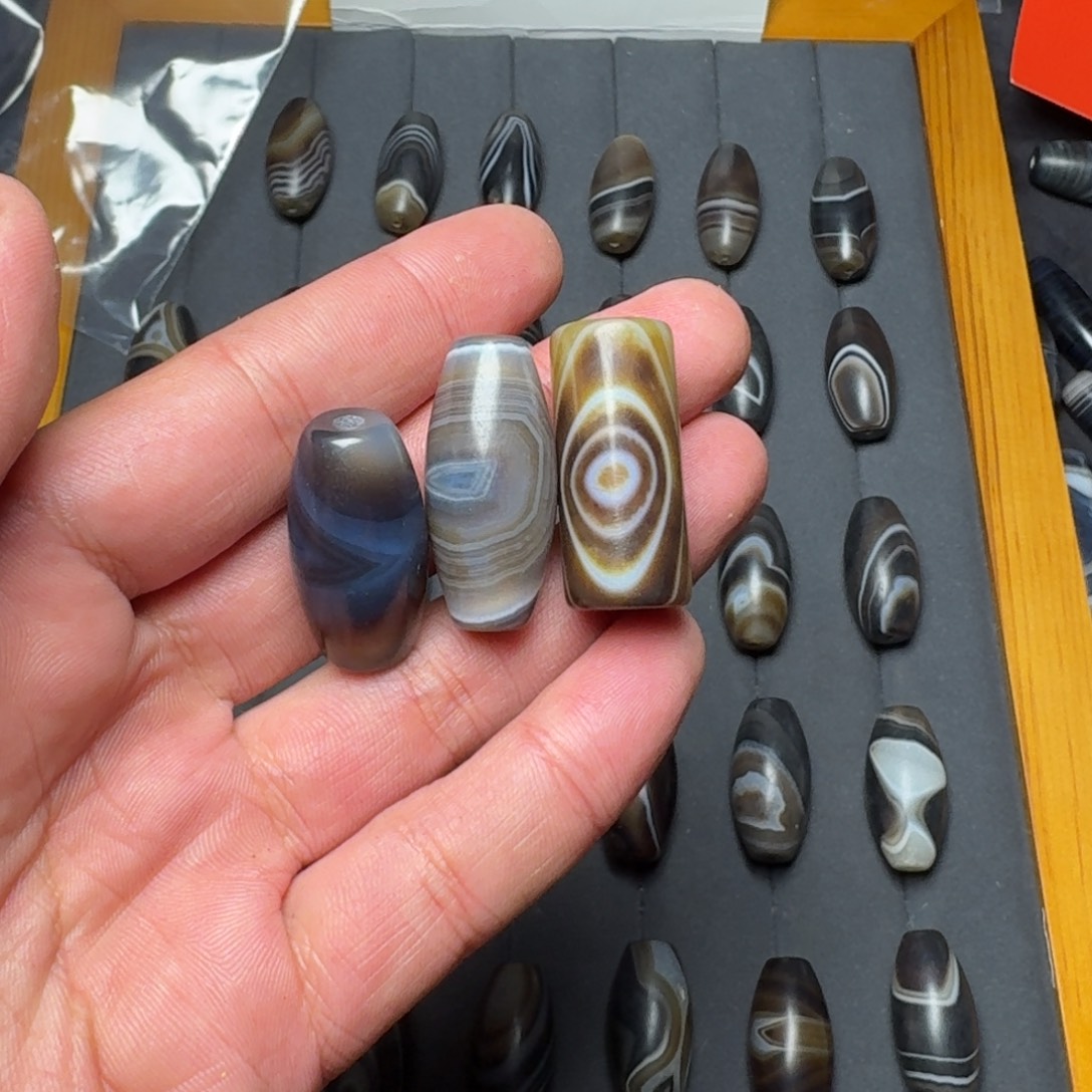 保***勇玛瑙/玉髓未镶嵌颈饰