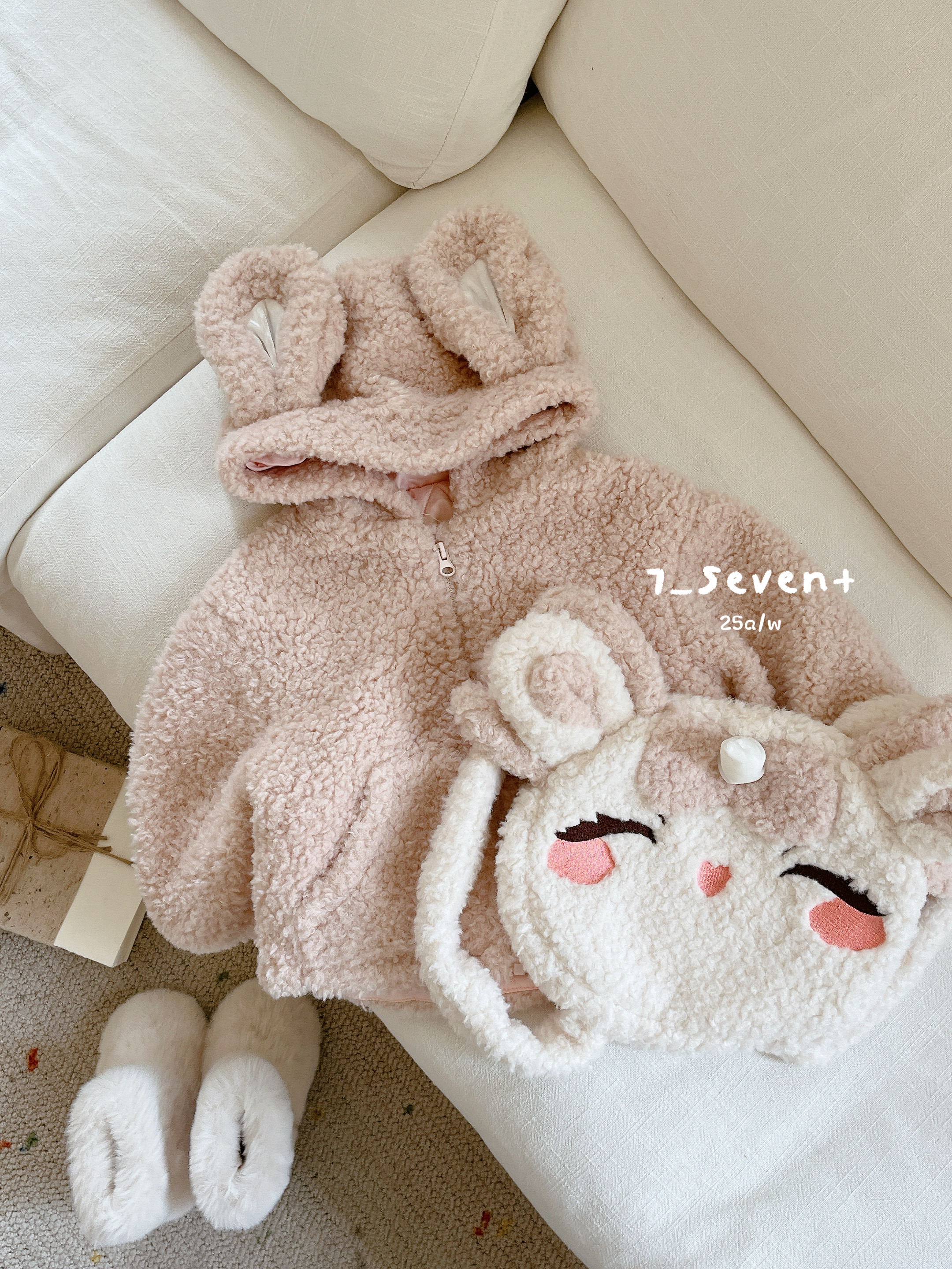 7seven夹棉毛毛衣可爱背包两件套外套