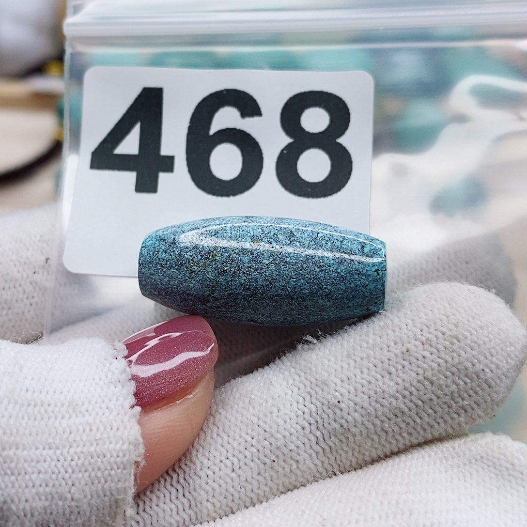 绿松石颈饰未镶嵌