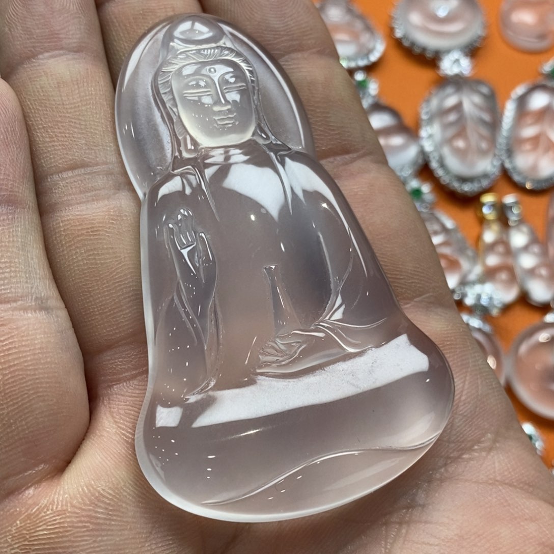 石英质玉吊坠(赠链)未镶嵌