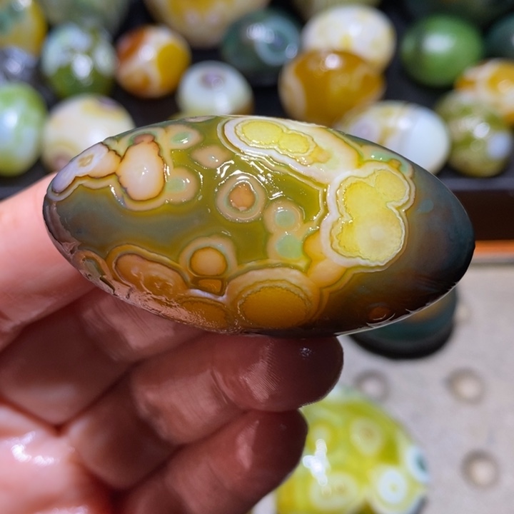 未镶嵌玛瑙/玉髓珠宝半成品154