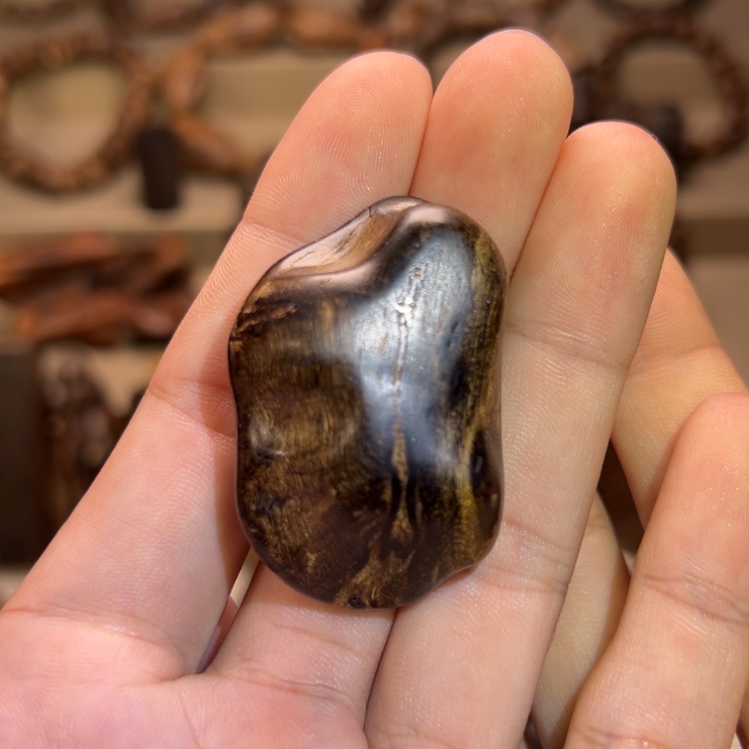 沉香吊坠达拉干香胆16.5克