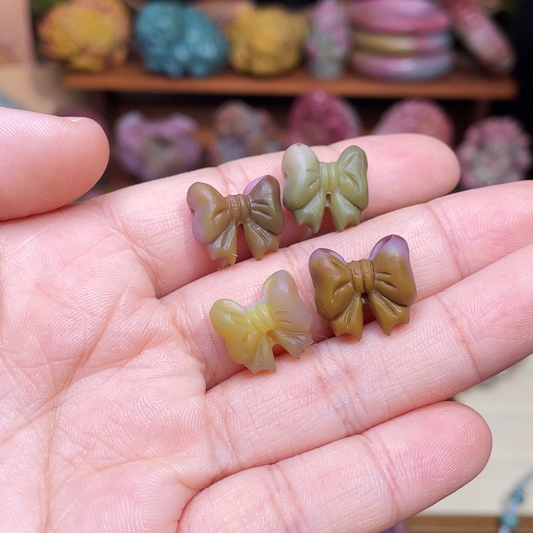 玛瑙/玉髓未镶嵌珠宝半成品盐源玛瑙蝴蝶结