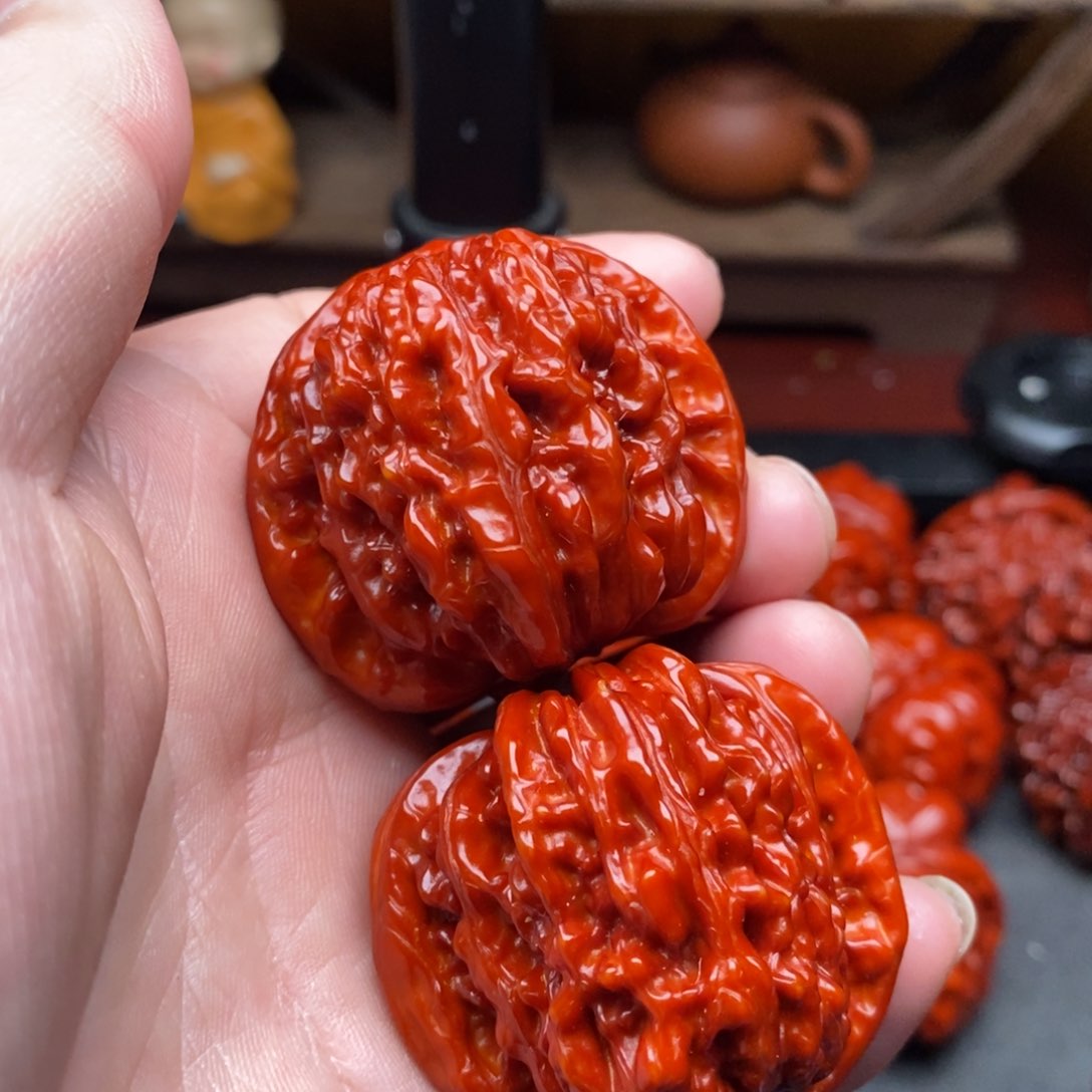 吊坠文玩核桃42四座楼磕碰