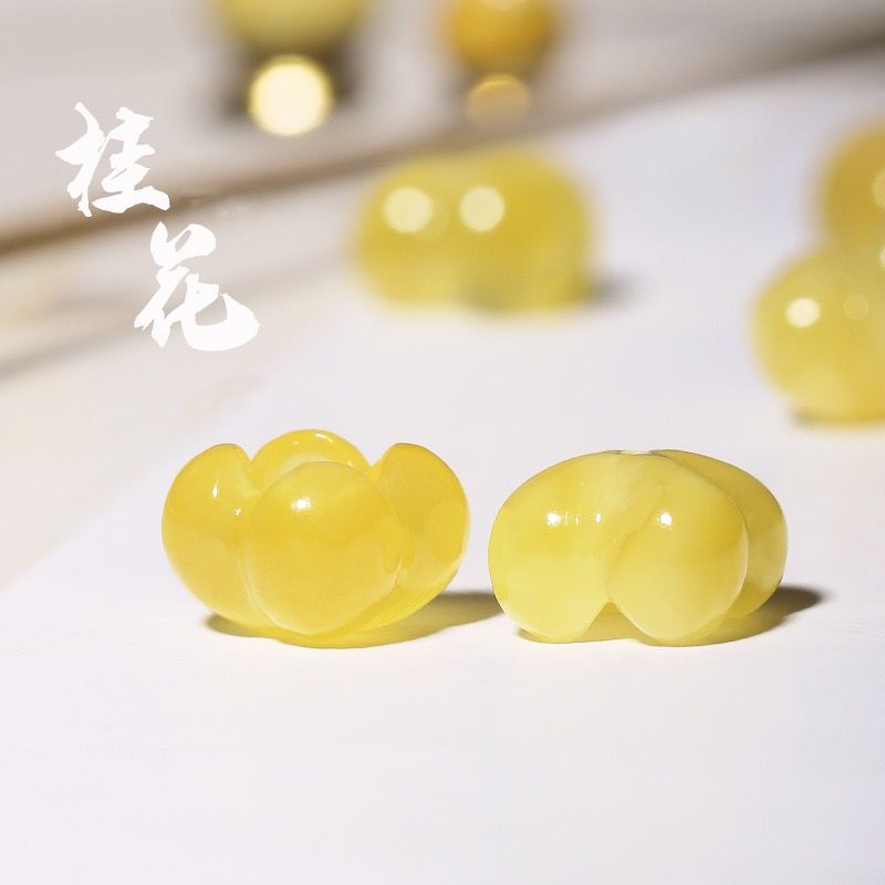  纯天然原矿蜜蜡琥珀桂花精品小挂件背云隔珠文玩手串diy配饰
