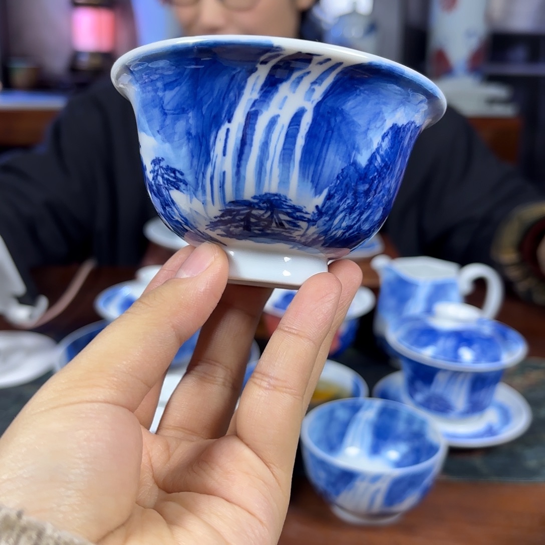 晨***鸿国一王老师手绘山水