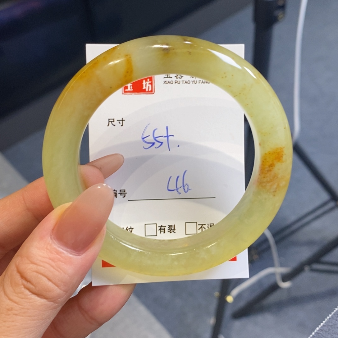 蛇纹石玉未镶嵌岫玉