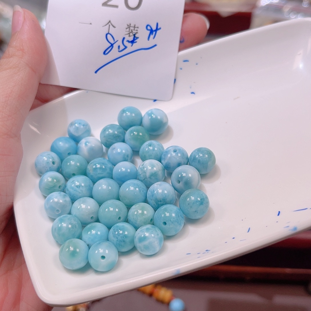 未镶嵌水晶珠宝半成品20 。      