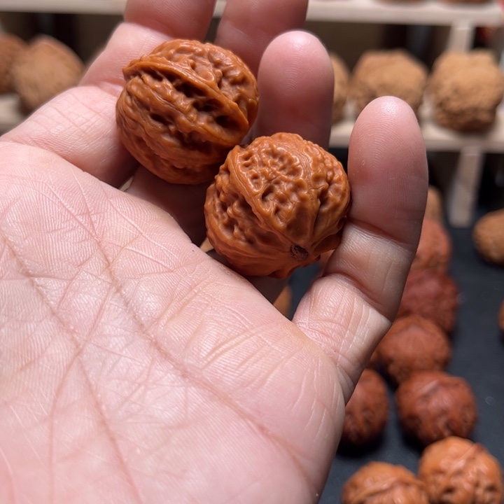 眺***方文玩核桃吊坠111114