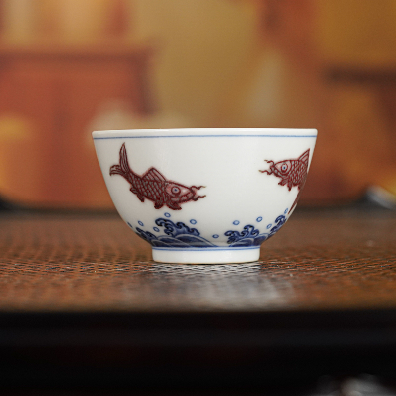 【央广非遗】古官青花釉里红鱼跃龙门杯 ggqy479