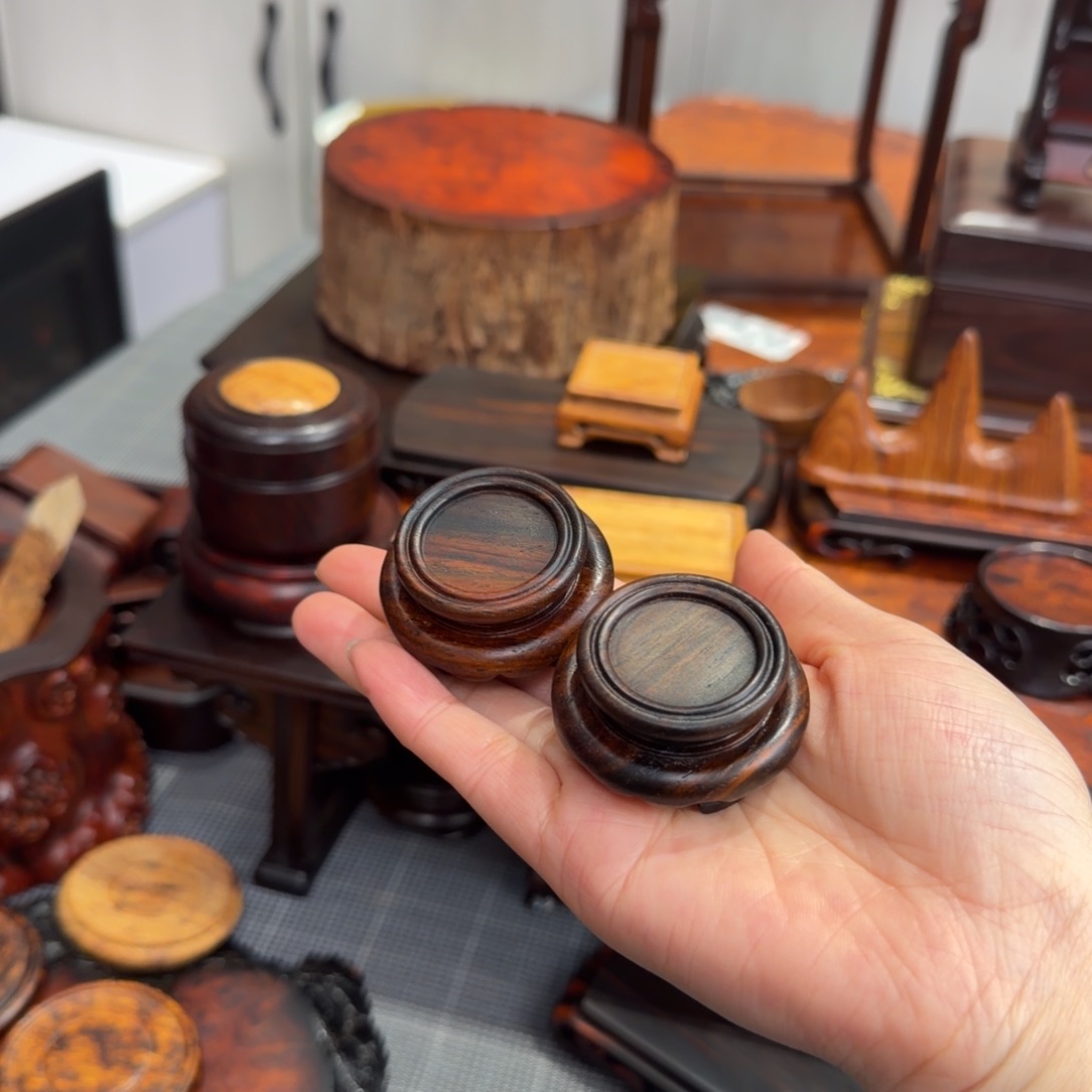 一***间木大红酸枝交趾黄檀底座