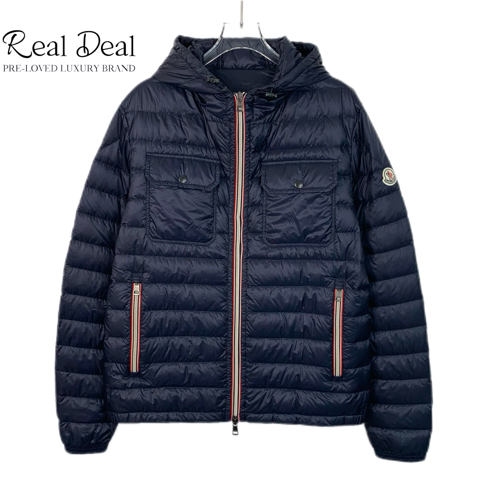99新 MONCLER J13442 深蓝色徽标贴饰羽绒服 L码