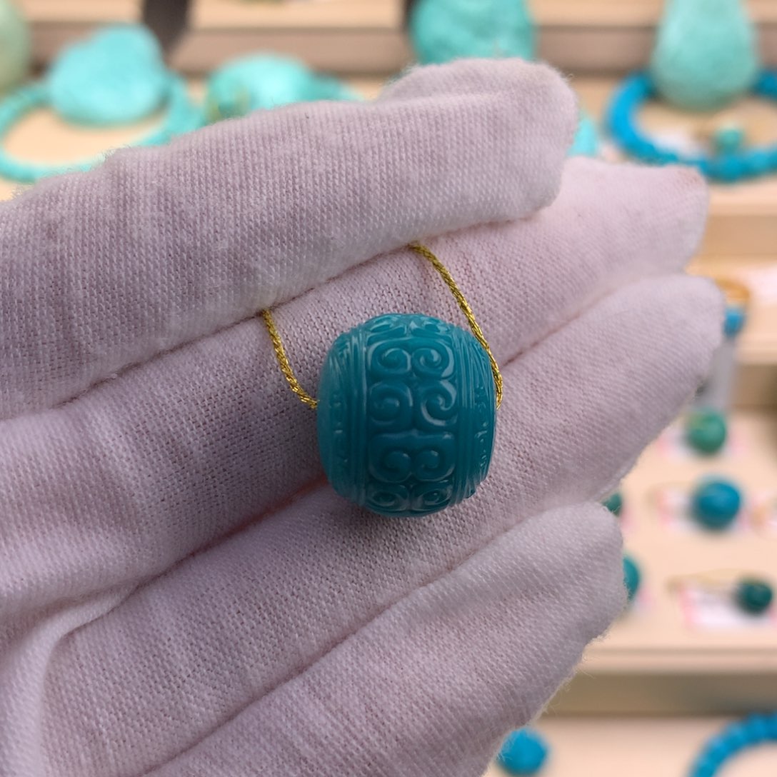 绿松石珠宝奇石未镶嵌润*土