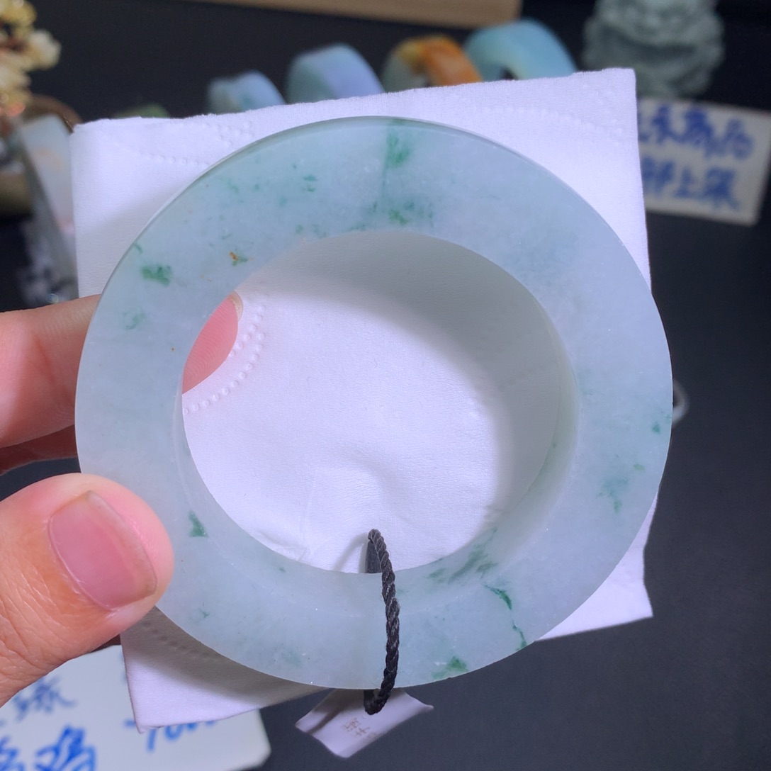 定制翡翠正未镶嵌