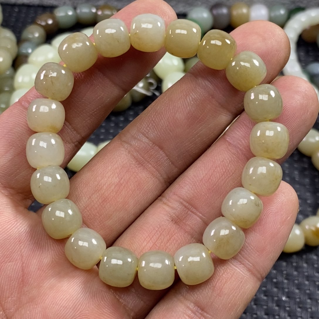 和田玉手链未镶嵌