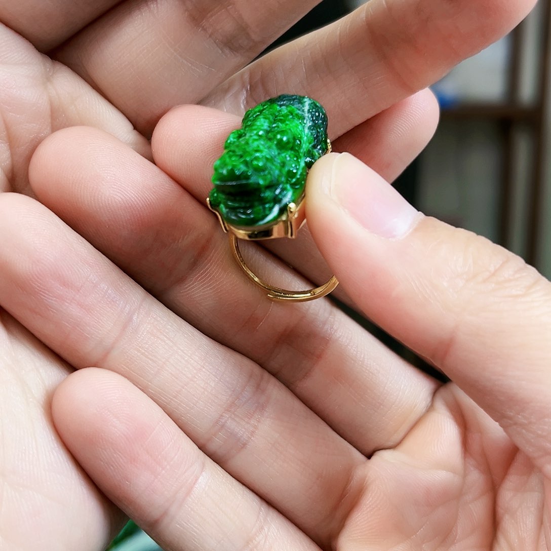翡翠戒指银S925镶嵌戒指多样性