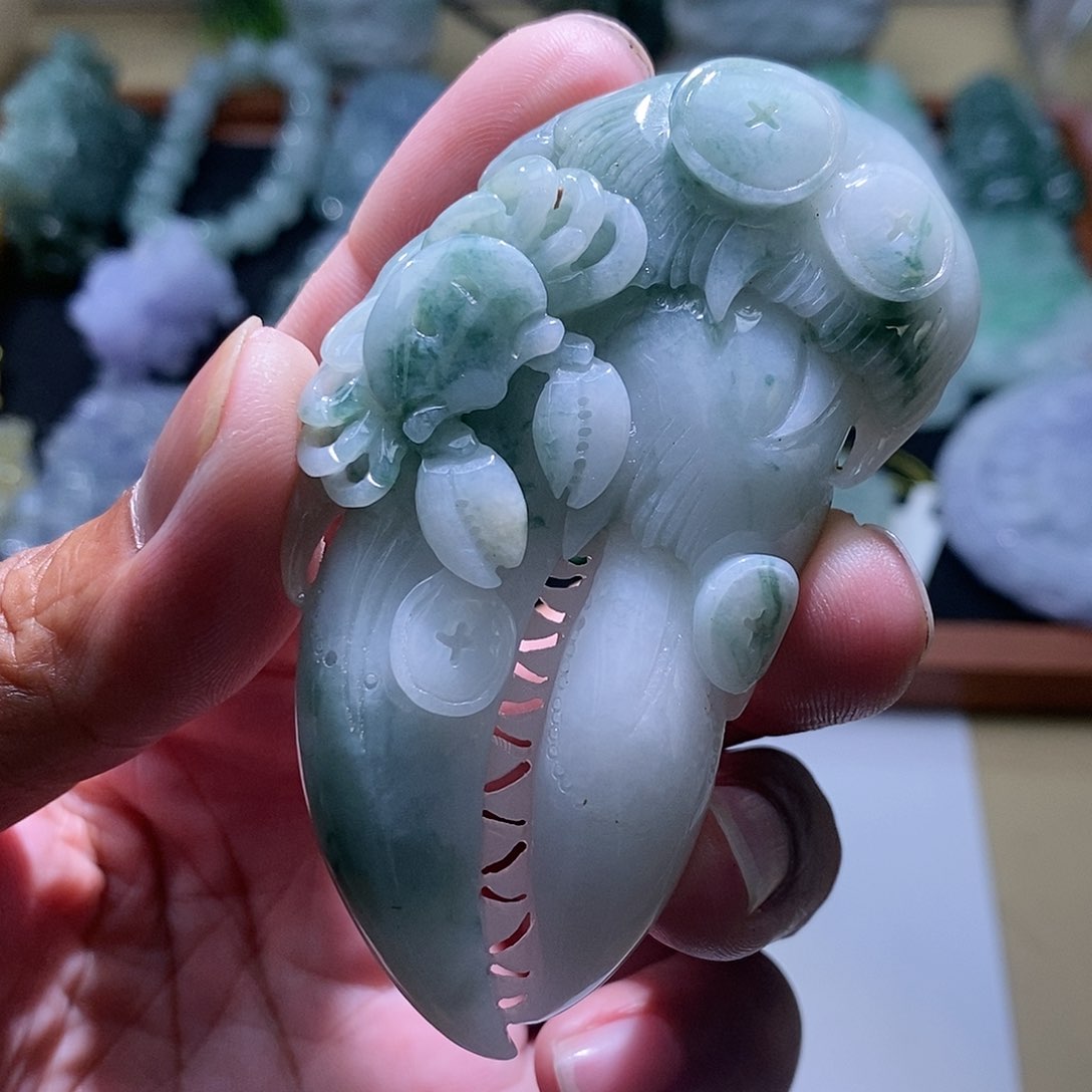 【闪购商品】翡翠未镶嵌颈饰111111111111