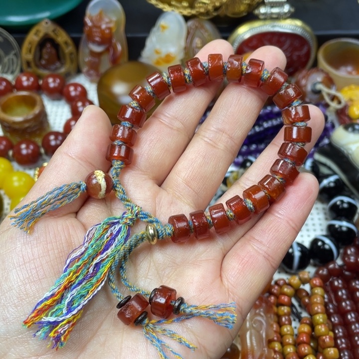 玛瑙/玉髓颈饰未镶嵌