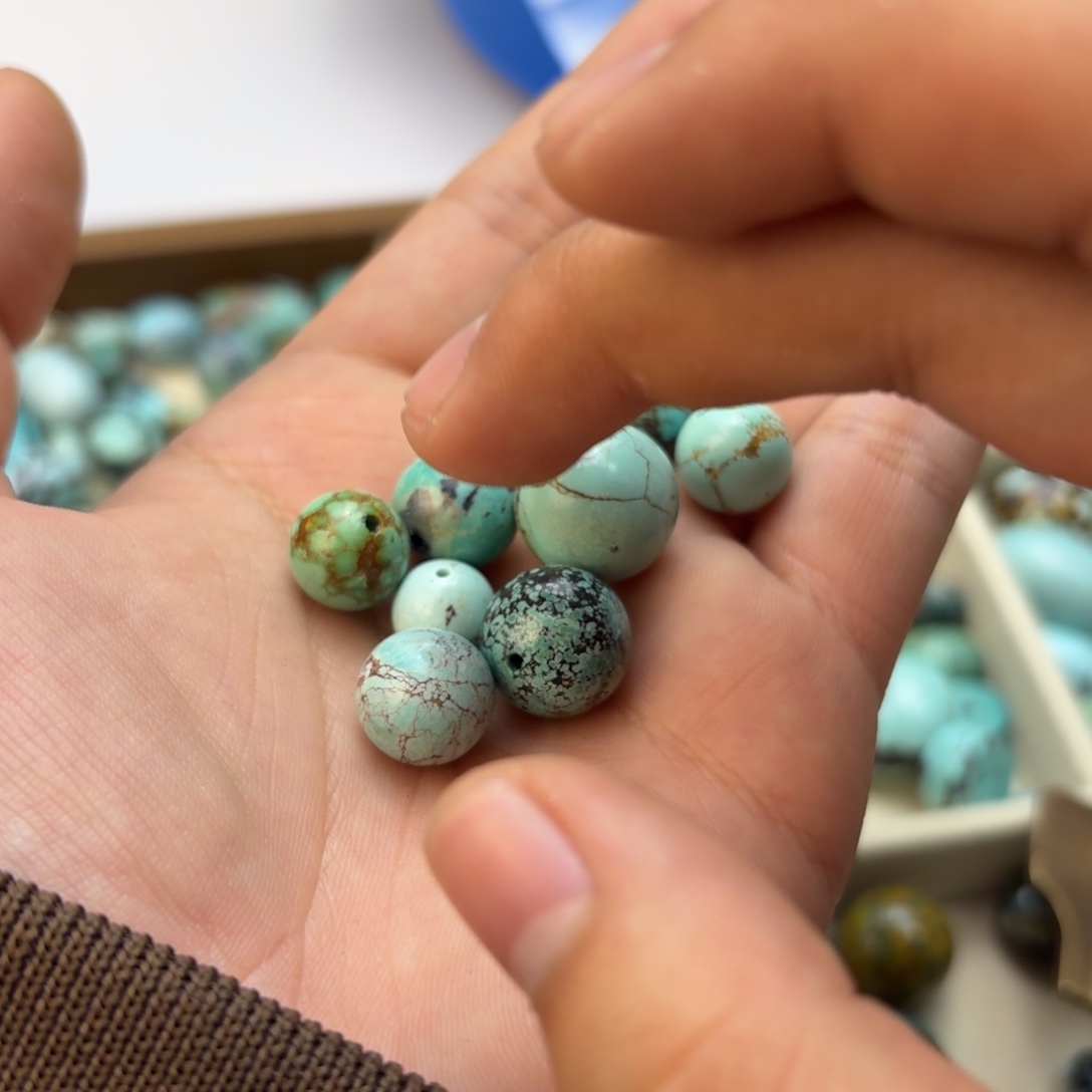 南红玛瑙未镶嵌绿松石