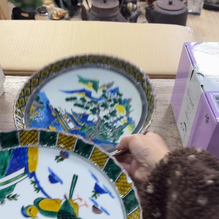 L***@陶瓷陶瓷制品和其他材料中