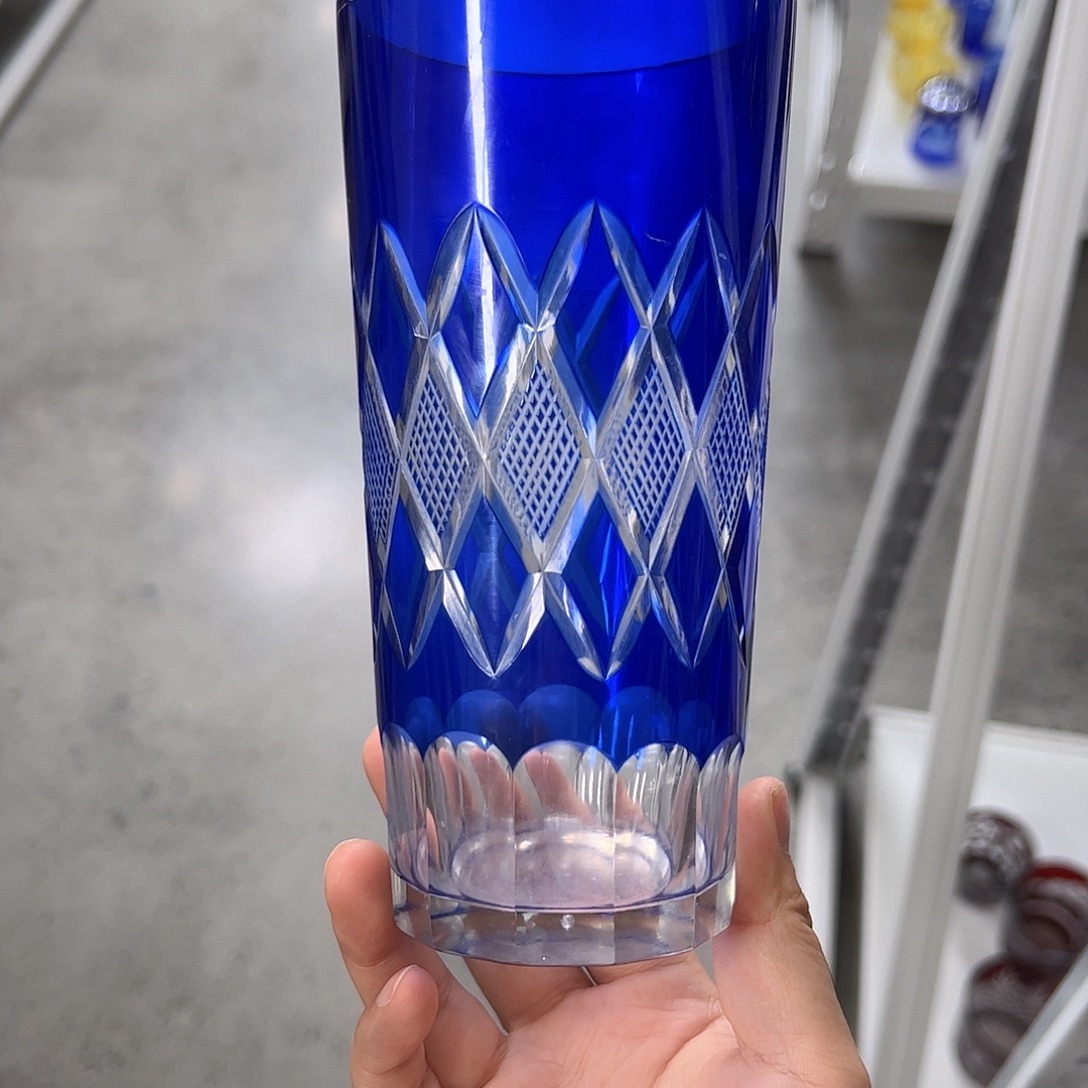 水晶玻璃平底款微瑕一个