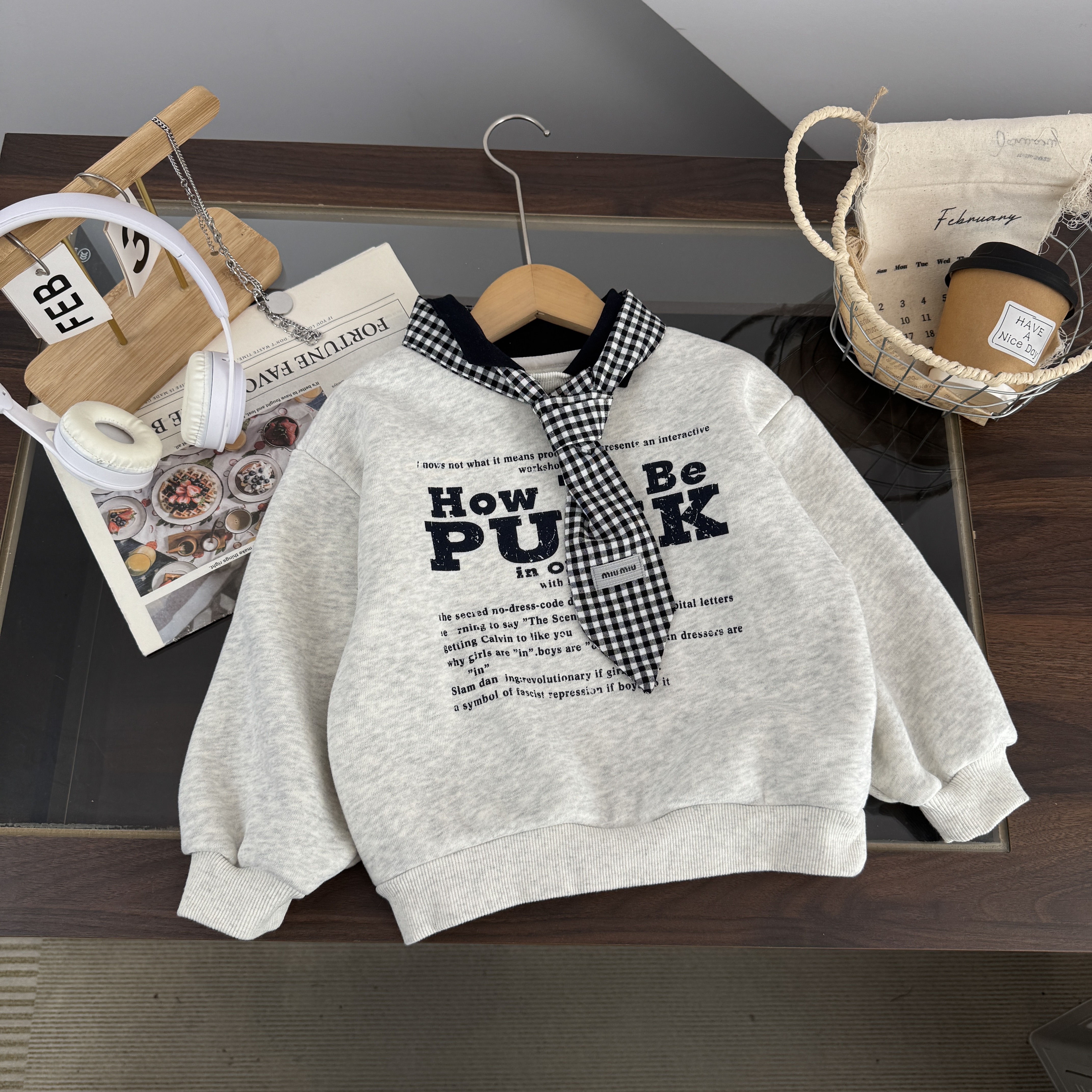 2025年新款秋冬季加绒丝巾字母印花卫衣BMD253212