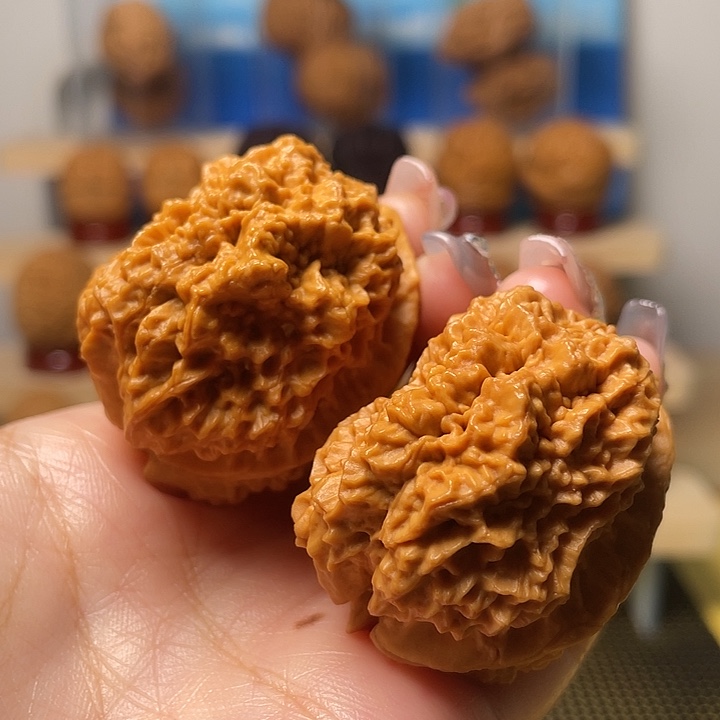 文玩核桃吊坠金麒麟4