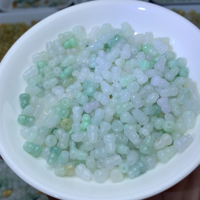 【闪购商品】翡翠手链未镶嵌卡5乘7.4冰葫芦50颗