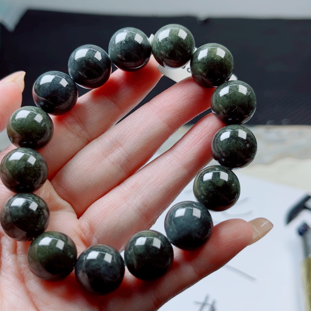 未镶嵌定制翡翠翡翠